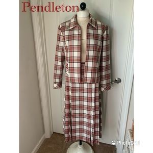 Beautiful Vintage PENDLETON 100% Wool Red Ivory Tartan Plaid Jacket Skirt Suit 8